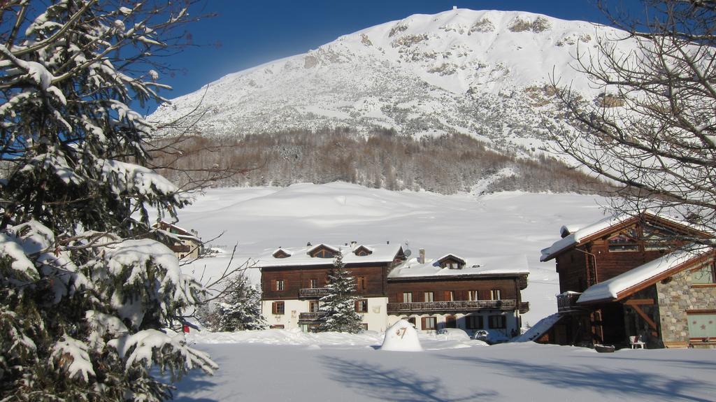 Chalet Del Sole Per Gruppi Livigno Exterior photo